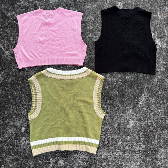 Bundle of 3 knit vests Size S/M - Picture 3 of 7